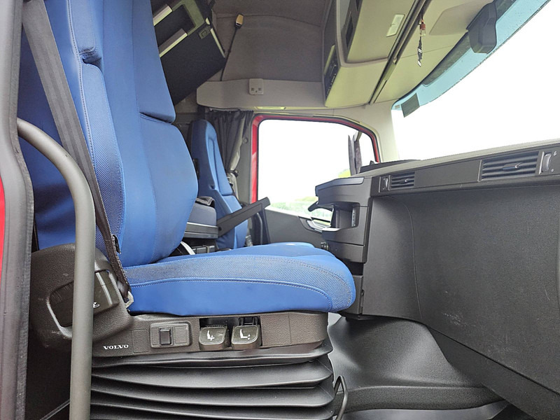 Tractor unit Volvo FH 500 I-SAVE LED 2X TANK: picture 7 Tractor unit Volvo FH 500 I-SAVE LED 2X TANK: picture 7