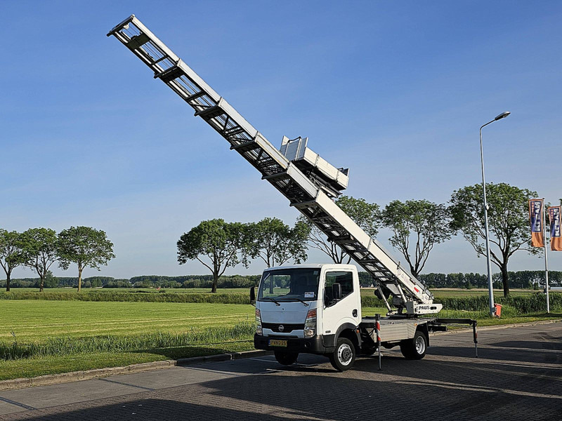Nissan Cabstar 2.5 27M-Paus-Verhuislift - Van: picture 2 Nissan Cabstar 2.5 27M-Paus-Verhuislift - Van: picture 2