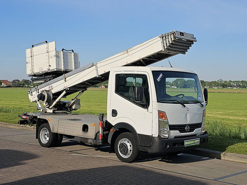 Nissan Cabstar 2.5 27M-Paus-Verhuislift - Van: picture 5 Nissan Cabstar 2.5 27M-Paus-Verhuislift - Van: picture 5
