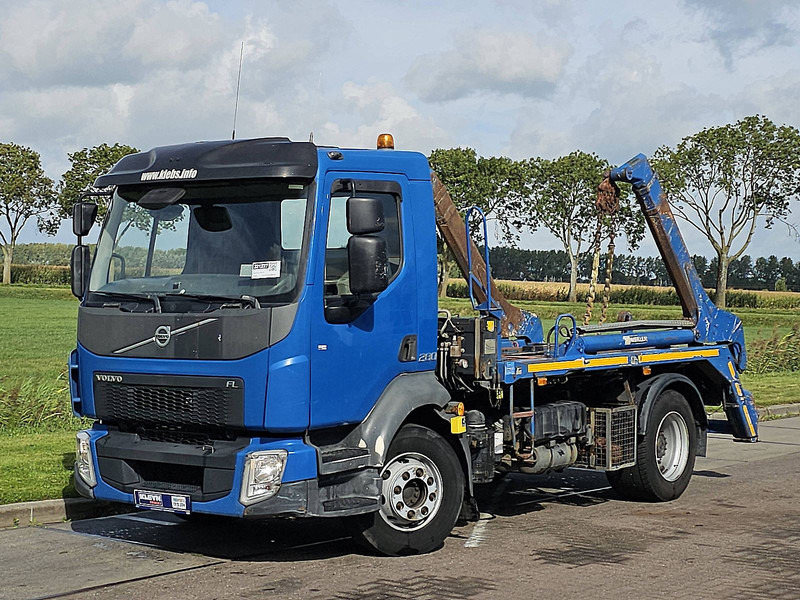 Volvo FL 280.16 - Skip loader truck: picture 2 Volvo FL 280.16 - Skip loader truck: picture 2