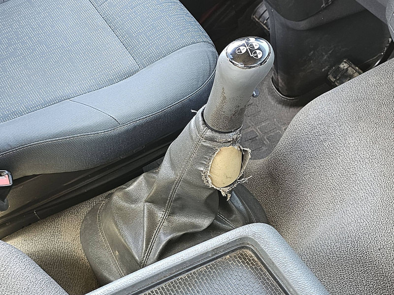 Leasing of Volvo FM 11.330 6X2 MANUAL WB460 Volvo FM 11.330 6X2 MANUAL WB460: picture 11