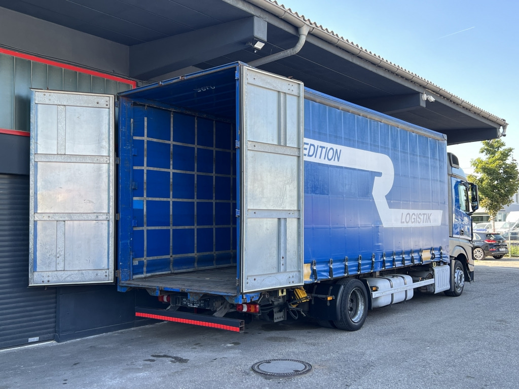 Mercedes-Benz Actros 1840 MEGA Jumbo Klima Retarder ACC-Tempo - Curtainsider truck: picture 3 Mercedes-Benz Actros 1840 MEGA Jumbo Klima Retarder ACC-Tempo - Curtainsider truck: picture 3
