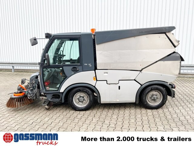 Hako Multicar Citymaster 2000 2B Kehrmaschine 4x2 - Road sweeper: picture 2 Hako Multicar Citymaster 2000 2B Kehrmaschine 4x2 - Road sweeper: picture 2