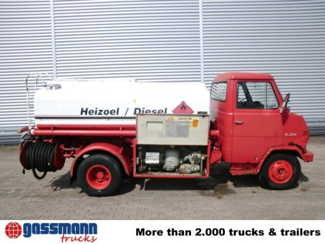 Hanomag-Henschel F 75/35 Ki, 5 cbm - Tank truck: picture 4 Hanomag-Henschel F 75/35 Ki, 5 cbm - Tank truck: picture 4