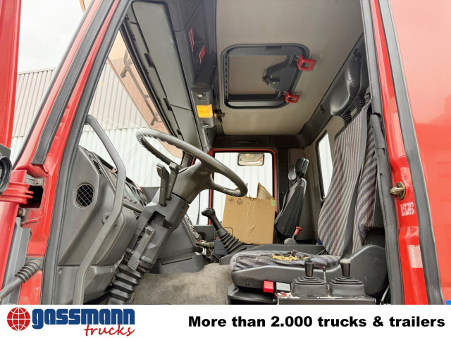 Iveco EuroTech 240E38 6x2-4, Lift-/Lenkachse, - Hook lift truck, Crane truck: picture 3 Iveco EuroTech 240E38 6x2-4, Lift-/Lenkachse, - Hook lift truck, Crane truck: picture 3