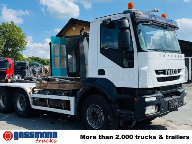 Iveco Trakker AD260T41 6x4, VDL S-21-5200 - Hook lift truck: picture 2 Iveco Trakker AD260T41 6x4, VDL S-21-5200 - Hook lift truck: picture 2