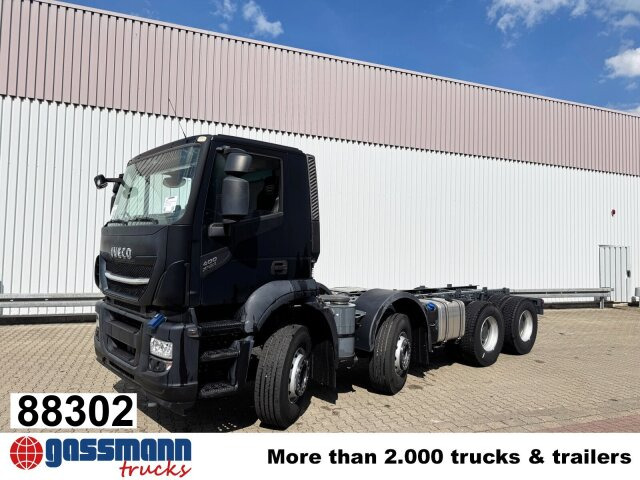 Iveco X-Way AD360X40Z/P 8x4 - Cab chassis truck: picture 1 Iveco X-Way AD360X40Z/P 8x4 - Cab chassis truck: picture 1