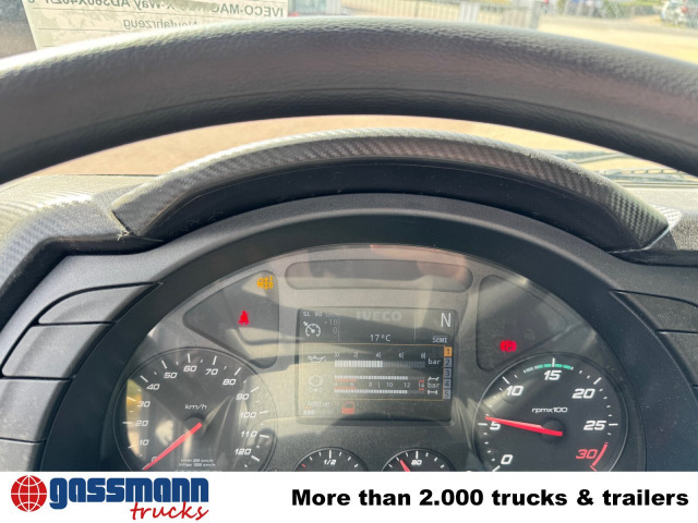 Iveco X-Way AD360X40Z/P 8x4 - Cab chassis truck: picture 3 Iveco X-Way AD360X40Z/P 8x4 - Cab chassis truck: picture 3