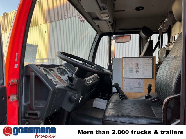 MAN 10.224 LC 4x2 BB Doka, LHF 16/12, 6-Zylinder - Fire truck: picture 4 MAN 10.224 LC 4x2 BB Doka, LHF 16/12, 6-Zylinder - Fire truck: picture 4