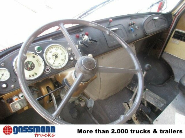 MAN 450 HALF TRO-TLF 16 - Fire truck: picture 4 MAN 450 HALF TRO-TLF 16 - Fire truck: picture 4