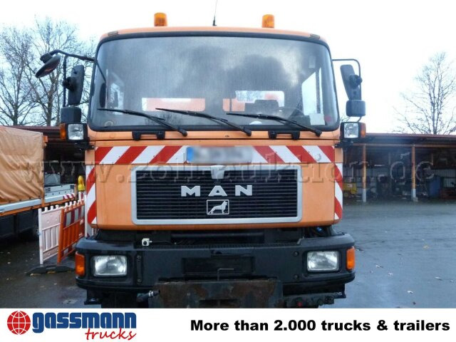 MAN F10 26.272 6x6, F90 - Cab chassis truck: picture 2 MAN F10 26.272 6x6, F90 - Cab chassis truck: picture 2
