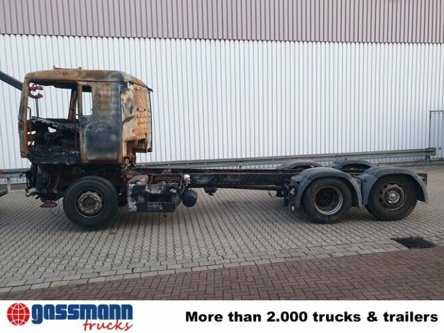 MAN TGA 26.440 6x2 BL Brandschaden - Cab chassis truck: picture 4 MAN TGA 26.440 6x2 BL Brandschaden - Cab chassis truck: picture 4