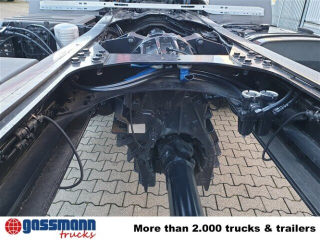 New Tank truck MAN TGS 41.480 8X6 BB, ca. 25.000l mit Separatpumpe: picture 15 New Tank truck MAN TGS 41.480 8X6 BB, ca. 25.000l mit Separatpumpe: picture 15