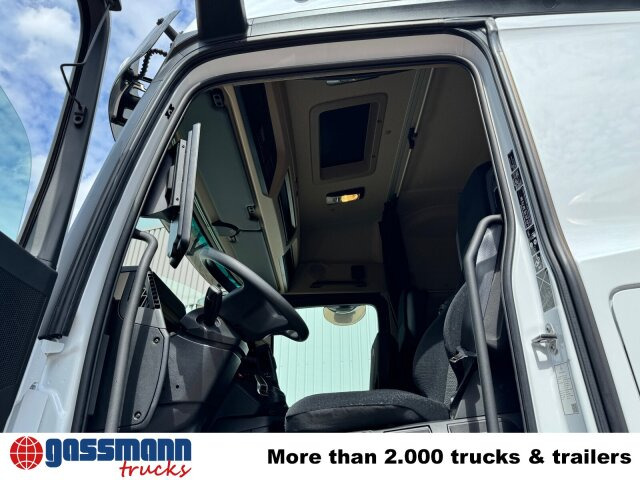 Mercedes-Benz Actros 2548 L 6x2, Retarder, Lenk-/Liftachse, - Cab chassis truck: picture 2 Mercedes-Benz Actros 2548 L 6x2, Retarder, Lenk-/Liftachse, - Cab chassis truck: picture 2