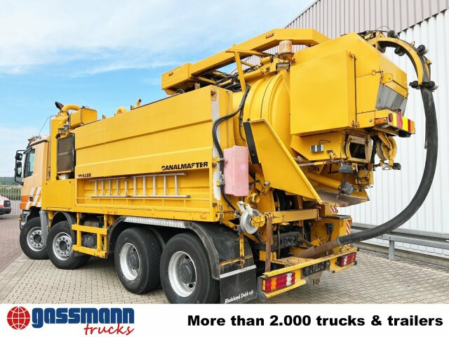 Mercedes-Benz Actros 3243 K 8x4/4, Müller Saug- und - Road sweeper: picture 2 Mercedes-Benz Actros 3243 K 8x4/4, Müller Saug- und - Road sweeper: picture 2