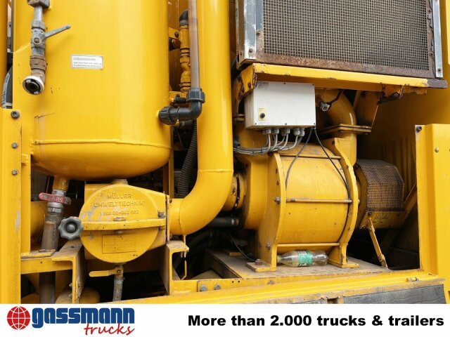 Mercedes-Benz Actros 3243 K 8x4/4, Müller Saug- und - Road sweeper: picture 4 Mercedes-Benz Actros 3243 K 8x4/4, Müller Saug- und - Road sweeper: picture 4