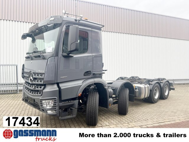 Mercedes-Benz Arocs 3251 L 8x4/4, mit Motorabtrieb C plus NA - Cab chassis truck: picture 1 Mercedes-Benz Arocs 3251 L 8x4/4, mit Motorabtrieb C plus NA - Cab chassis truck: picture 1