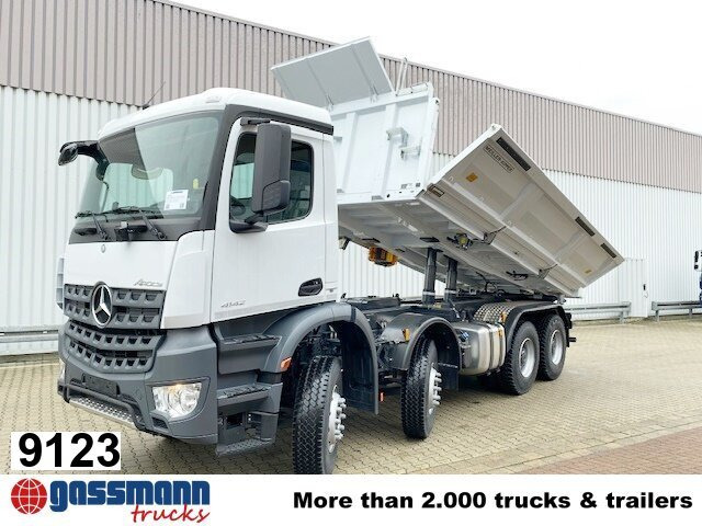 Mercedes-Benz Arocs 4142 K 8x4/4, Meiller Bordmatik links - Tipper: picture 1 Mercedes-Benz Arocs 4142 K 8x4/4, Meiller Bordmatik links - Tipper: picture 1