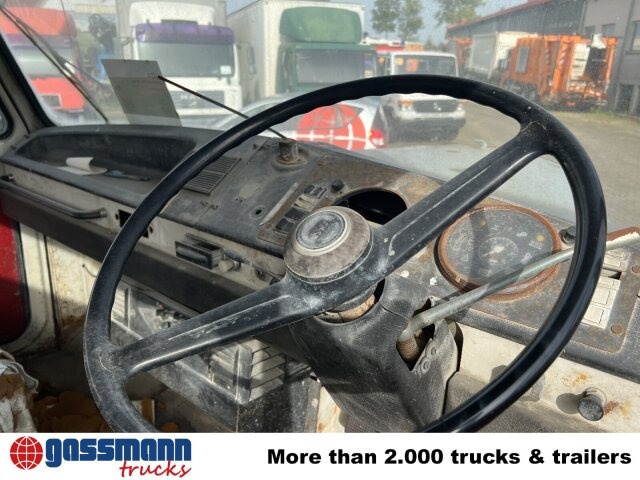 Saurer V5 4x2 - Dropside/ Flatbed truck: picture 2 Saurer V5 4x2 - Dropside/ Flatbed truck: picture 2