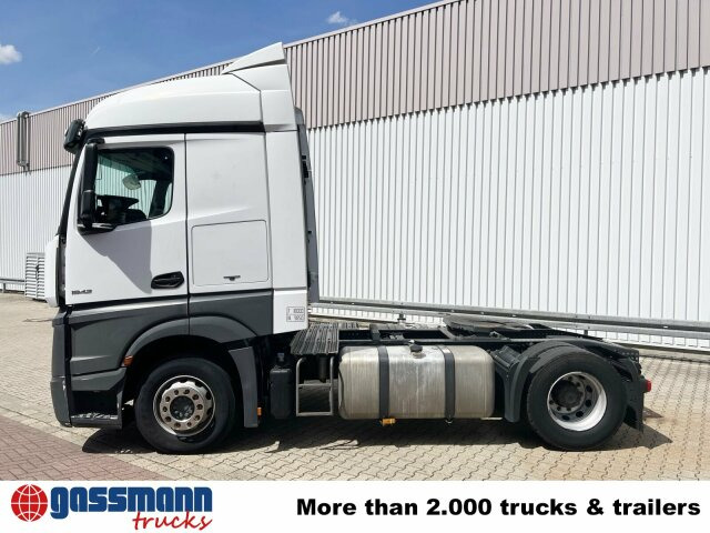 Mercedes-Benz Actros 1842 LS 4x2, 7x VORHANDEN - Tractor unit: picture 2 Mercedes-Benz Actros 1842 LS 4x2, 7x VORHANDEN - Tractor unit: picture 2