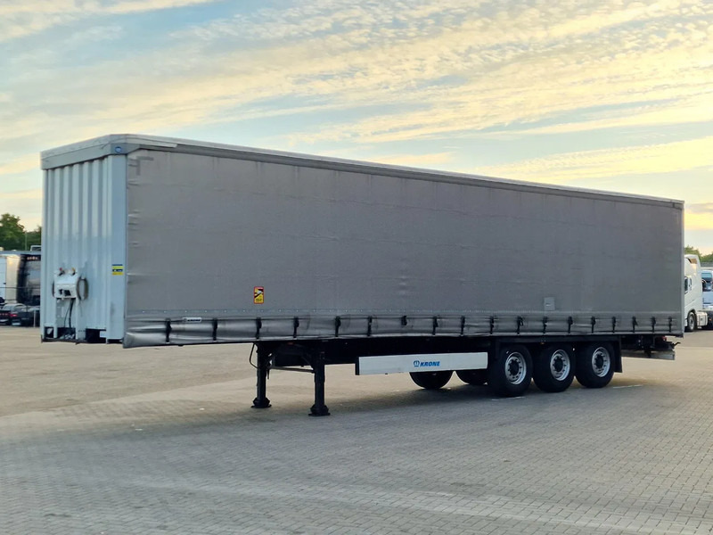 Krone SD - Tautliner - 3 axle BPW - Lift Axle - Sliding roof - Curtainsider semi-trailer: picture 4 Krone SD - Tautliner - 3 axle BPW - Lift Axle - Sliding roof - Curtainsider semi-trailer: picture 4