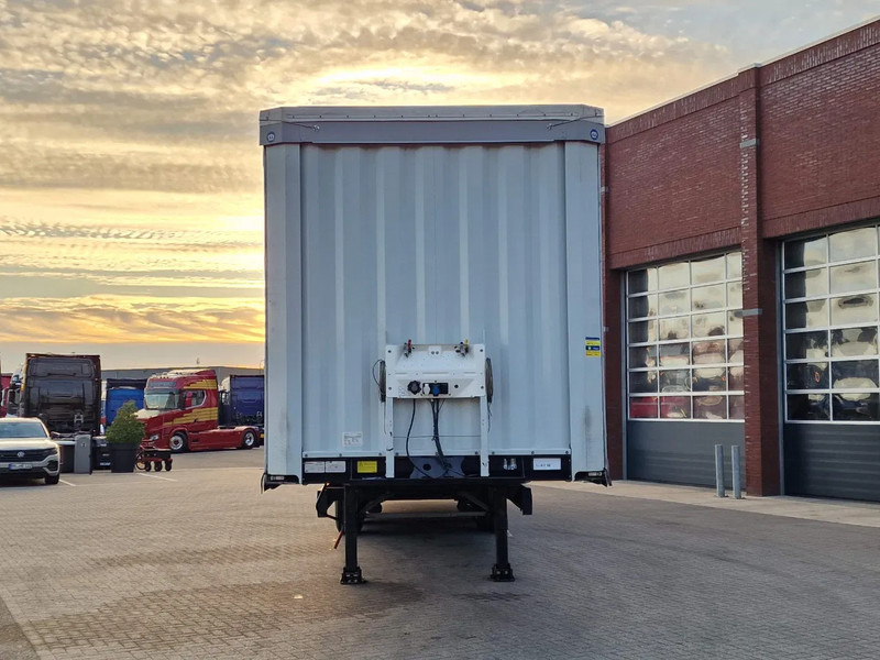 Krone SD - Tautliner - 3 axle BPW - Lift Axle - Sliding roof - Curtainsider semi-trailer: picture 2 Krone SD - Tautliner - 3 axle BPW - Lift Axle - Sliding roof - Curtainsider semi-trailer: picture 2