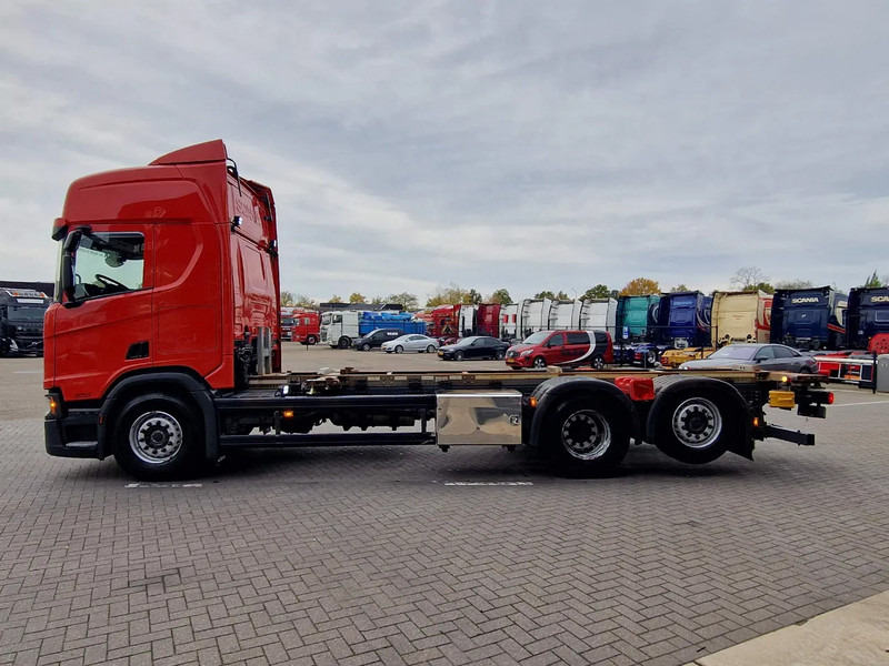 Scania R500 NGS 6x2 - BDF - Retarder - 4.95 WB - Full air - Fridge - Navi - Led - Container transporter/ Swap body truck: picture 4 Scania R500 NGS 6x2 - BDF - Retarder - 4.95 WB - Full air - Fridge - Navi - Led - Container transporter/ Swap body truck: picture 4