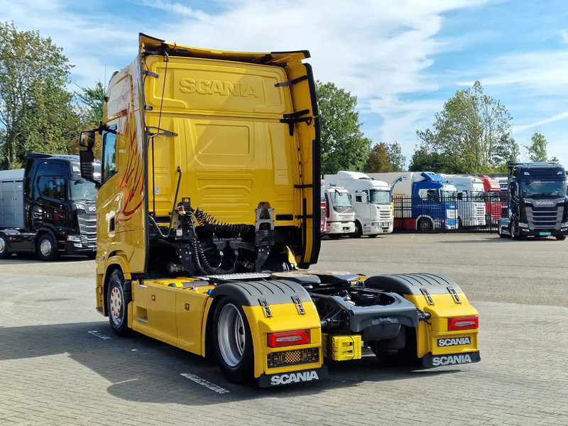 Scania 500S NGS Highline 4x2 - Only 38Tkm - Full spec - Retarder - Full air - Night clima - Tractor unit: picture 5 Scania 500S NGS Highline 4x2 - Only 38Tkm - Full spec - Retarder - Full air - Night clima - Tractor unit: picture 5