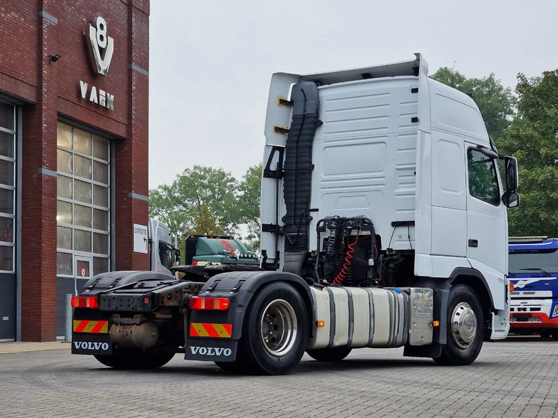 Tractor unit Volvo FH 13.440 Globetrotter XL 4x2 - Manual gearbox - Euro 5 - Low KM: picture 7