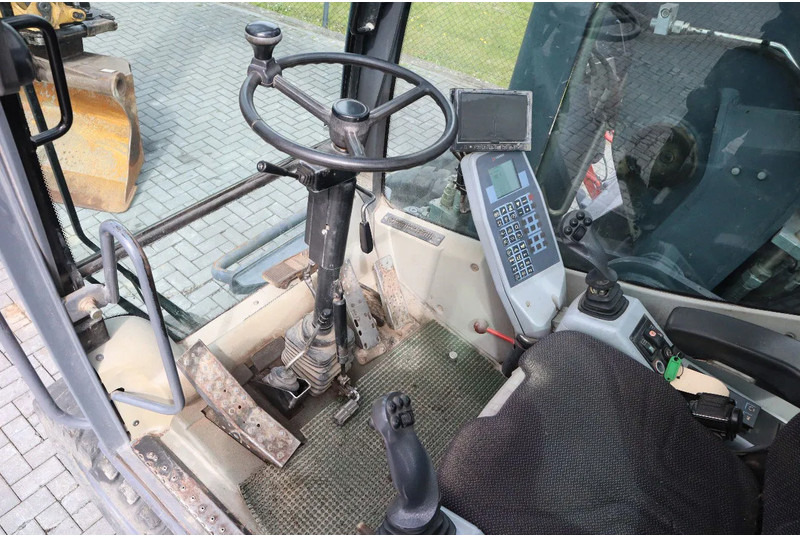 Wheel excavator Atlas 160W | ROTOTILT | GRIPPER | BUCKET | DOZER BLADE: picture 18