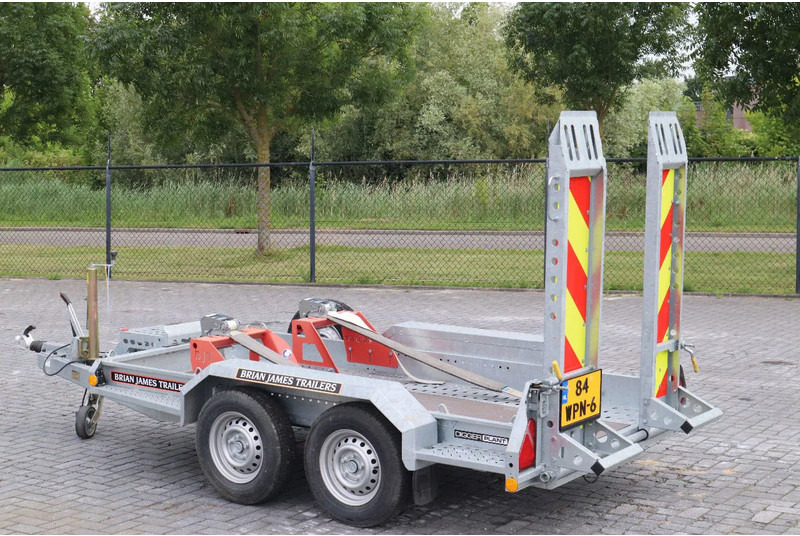 Brian James DIGGER PLANT 2700 KG | TANDEM AXLE | MACHINE TRANSPORT - Dropside/ Flatbed trailer: picture 3 Brian James DIGGER PLANT 2700 KG | TANDEM AXLE | MACHINE TRANSPORT - Dropside/ Flatbed trailer: picture 3