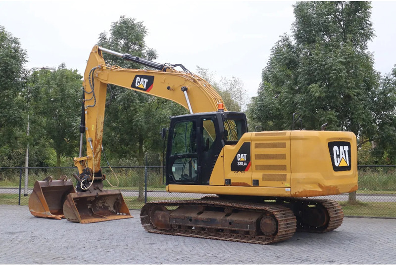Caterpillar 320 GC 07A | JAPAN BUILT | TILT BUCKET | TOOTH BUCKET - Crawler excavator: picture 3 Caterpillar 320 GC 07A | JAPAN BUILT | TILT BUCKET | TOOTH BUCKET - Crawler excavator: picture 3