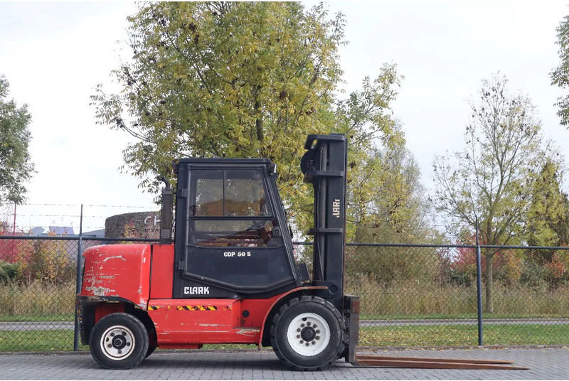 Clark CPD50S | 5 TON | DUPLEX | HYDR. FORKS - Diesel forklift: picture 4 Clark CPD50S | 5 TON | DUPLEX | HYDR. FORKS - Diesel forklift: picture 4