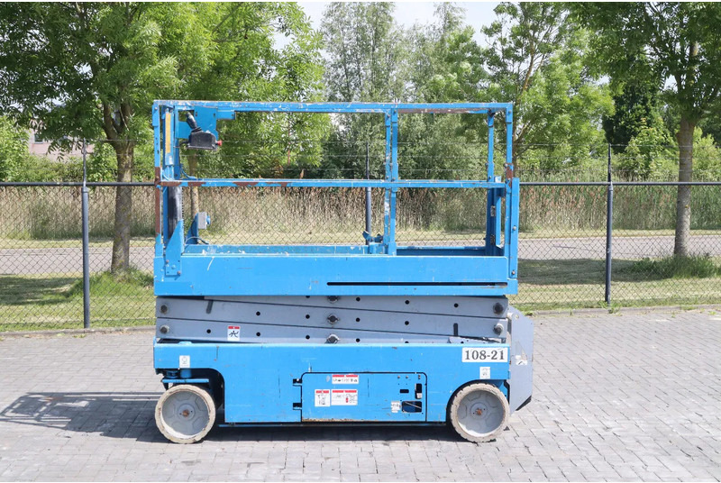 Genie GS-2032 | 8 METER | 363 KG - Scissor lift: picture 1 Genie GS-2032 | 8 METER | 363 KG - Scissor lift: picture 1