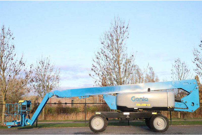 Genie S-80 J | 26.5 METER | 300 KG | LOW HOURS - Telescopic boom: picture 1 Genie S-80 J | 26.5 METER | 300 KG | LOW HOURS - Telescopic boom: picture 1