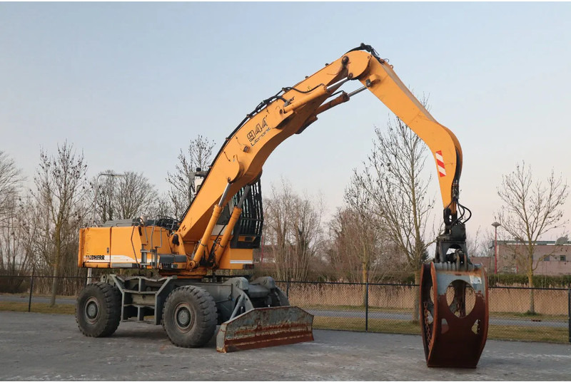 Liebherr A944 B HD | LOG GRAPPLE | HOLZGREIFER | TIMBER - Waste/ Industry handler: picture 5 Liebherr A944 B HD | LOG GRAPPLE | HOLZGREIFER | TIMBER - Waste/ Industry handler: picture 5