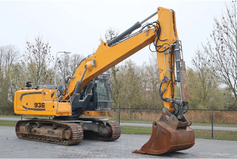 Liebherr R936 NLC | STRAIGHT BOOM | MAGNET GEN | OILQUICK - Demolition excavator: picture 5 Liebherr R936 NLC | STRAIGHT BOOM | MAGNET GEN | OILQUICK - Demolition excavator: picture 5