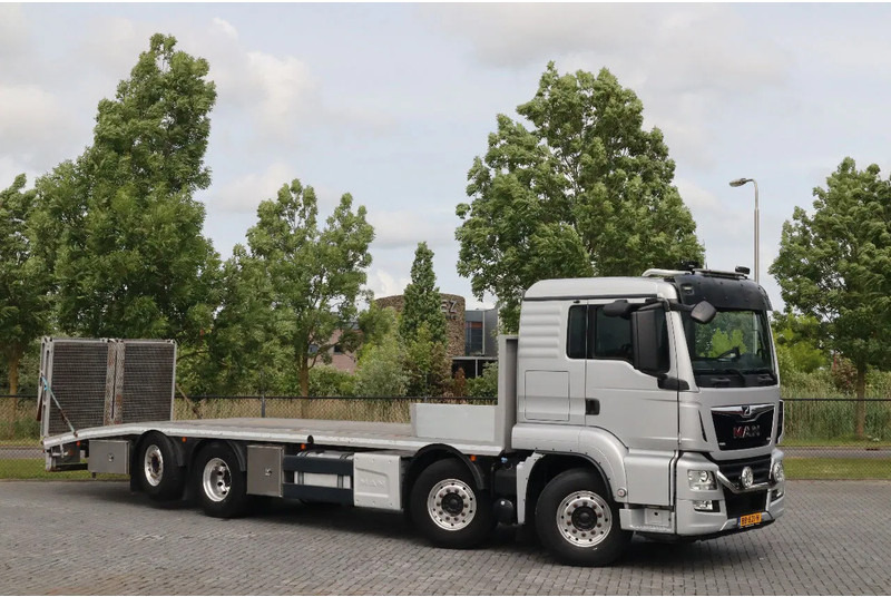 MAN TGS 35.500 8X2*4 | MACHINE TRANSPORT | MASCHINEN | WINCH | REMOTE - Dropside/ Flatbed truck: picture 3 MAN TGS 35.500 8X2*4 | MACHINE TRANSPORT | MASCHINEN | WINCH | REMOTE - Dropside/ Flatbed truck: picture 3