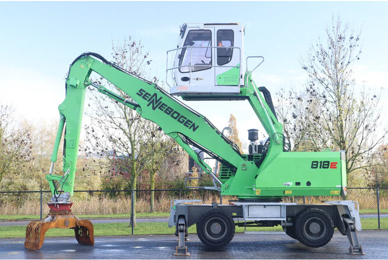 Sennebogen 818 E K9 ULM | SORTING GRAB | GOOD TIRES - Waste/ Industry handler: picture 1 Sennebogen 818 E K9 ULM | SORTING GRAB | GOOD TIRES - Waste/ Industry handler: picture 1