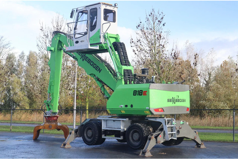 Sennebogen 818 E K9 ULM | SORTING GRAB | GOOD TIRES - Waste/ Industry handler: picture 3 Sennebogen 818 E K9 ULM | SORTING GRAB | GOOD TIRES - Waste/ Industry handler: picture 3