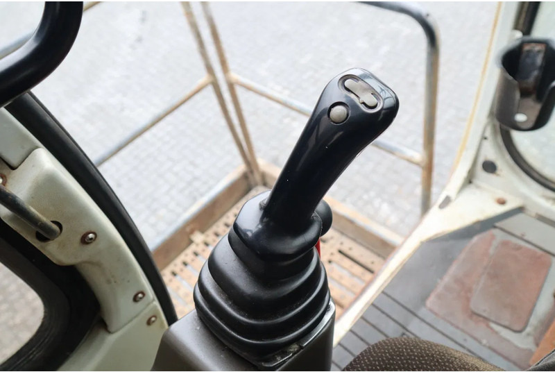 Leasing of Sennebogen 860R | 860 R | CLAMSHELL BUCKET Sennebogen 860R | 860 R | CLAMSHELL BUCKET: picture 13 Leasing of Sennebogen 860R | 860 R | CLAMSHELL BUCKET Sennebogen 860R | 860 R | CLAMSHELL BUCKET: picture 13