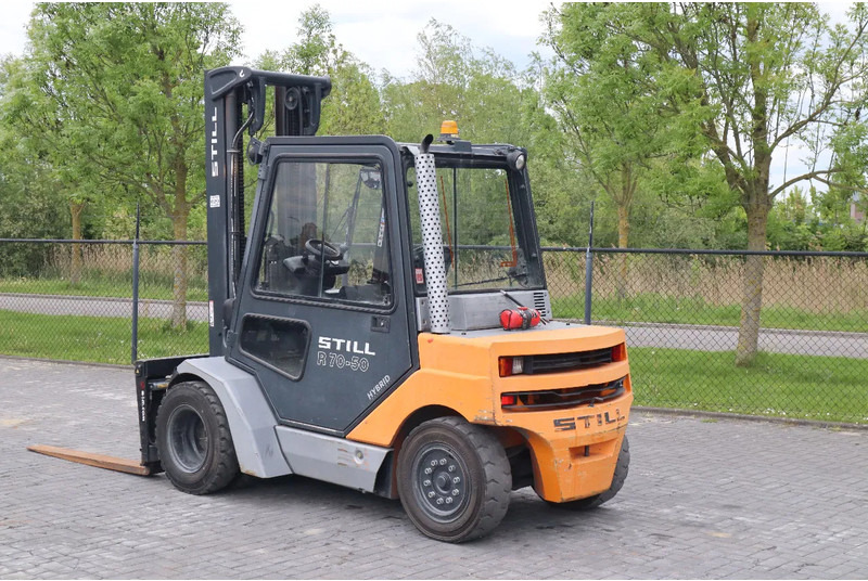 Still RX70-50 | TRIPLEX | SIDESHIFT | POSITIONERS | GOOD CONDITION - Forklift: picture 3 Still RX70-50 | TRIPLEX | SIDESHIFT | POSITIONERS | GOOD CONDITION - Forklift: picture 3