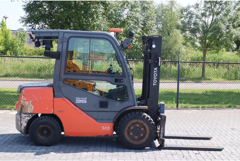 Toyota 02-8FDJF35 | 3.5 TON | SIDESHIFT | DUPLEX - Diesel forklift: picture 4 Toyota 02-8FDJF35 | 3.5 TON | SIDESHIFT | DUPLEX - Diesel forklift: picture 4