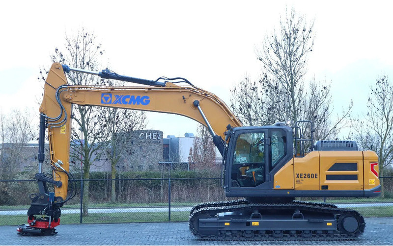 XCMG XE260E | ROTOTILT R8 | CUMMINS STAGE V | EC250 | SY265 | 326 - Crawler excavator: picture 1 XCMG XE260E | ROTOTILT R8 | CUMMINS STAGE V | EC250 | SY265 | 326 - Crawler excavator: picture 1
