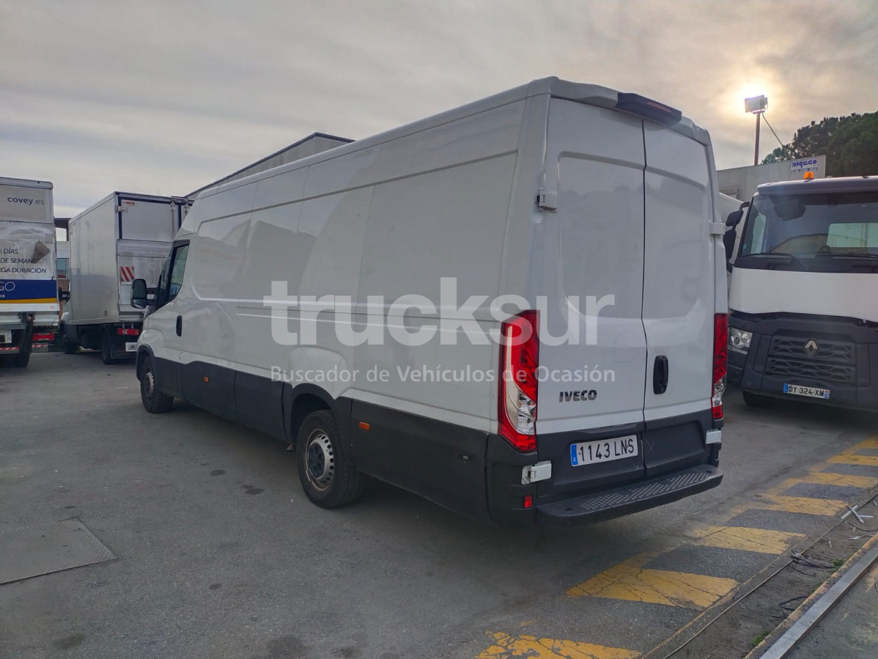 IVECO DAILY 35S16 - Box van: picture 4 IVECO DAILY 35S16 - Box van: picture 4