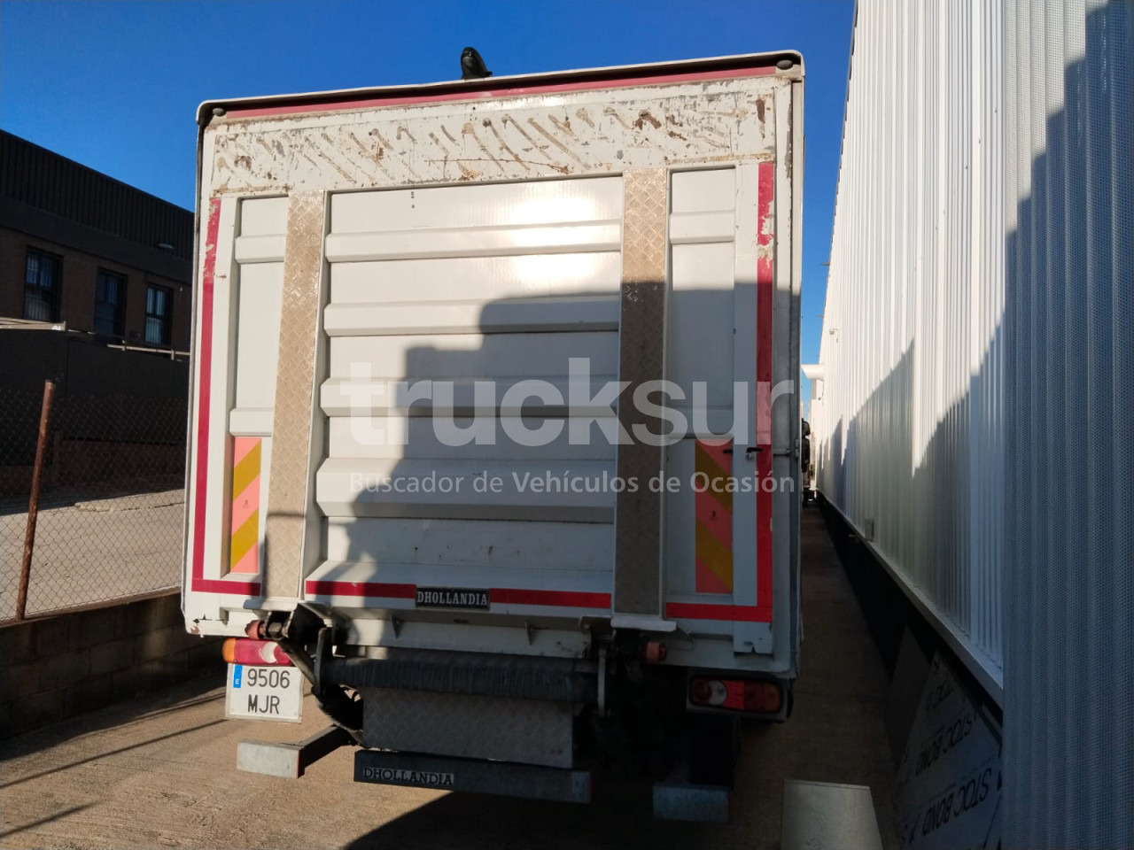 IVECO EUROCARGO - Box truck: picture 5 IVECO EUROCARGO - Box truck: picture 5