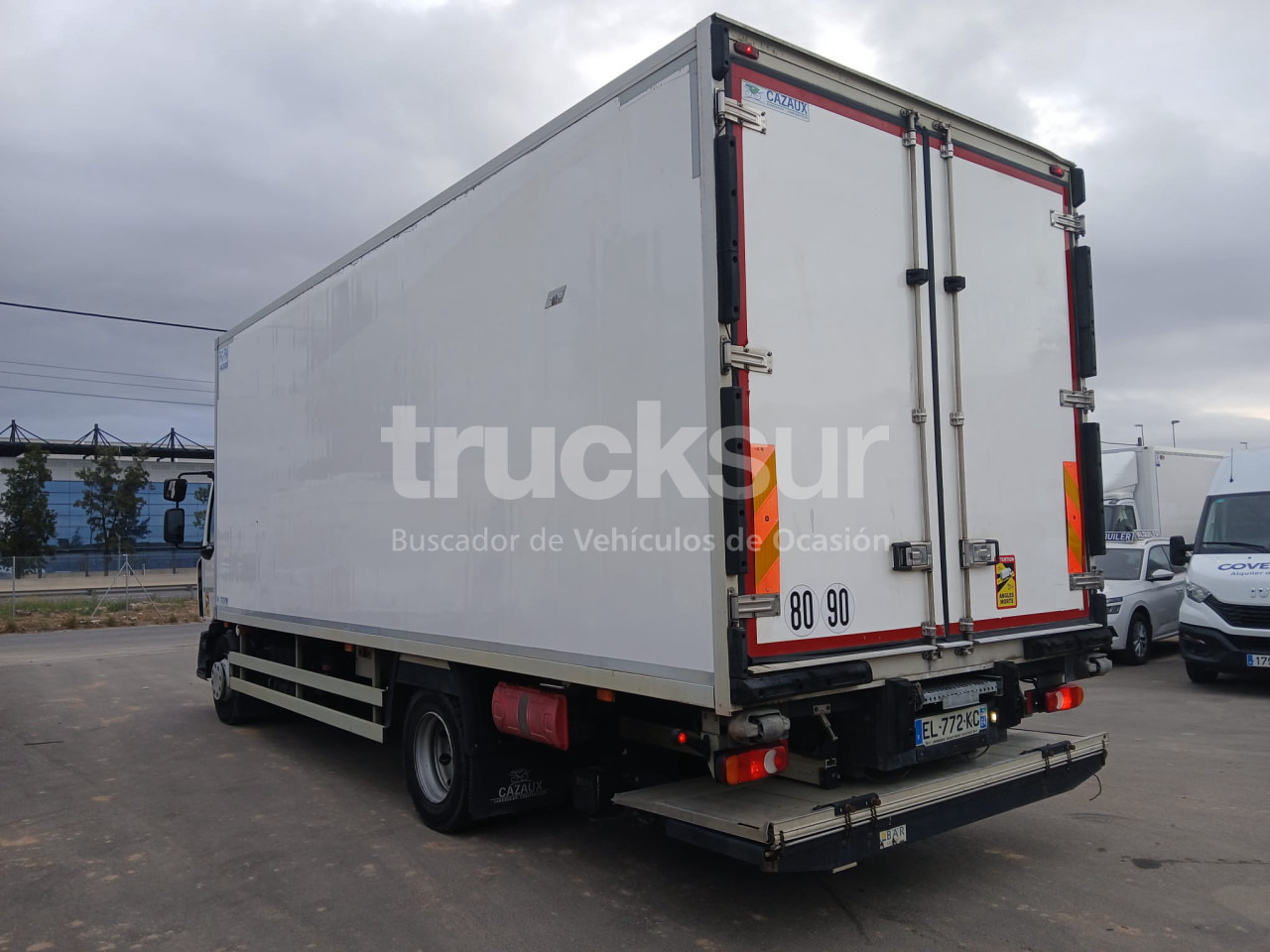RENAULT D13.240 - Refrigerator truck: picture 4 RENAULT D13.240 - Refrigerator truck: picture 4