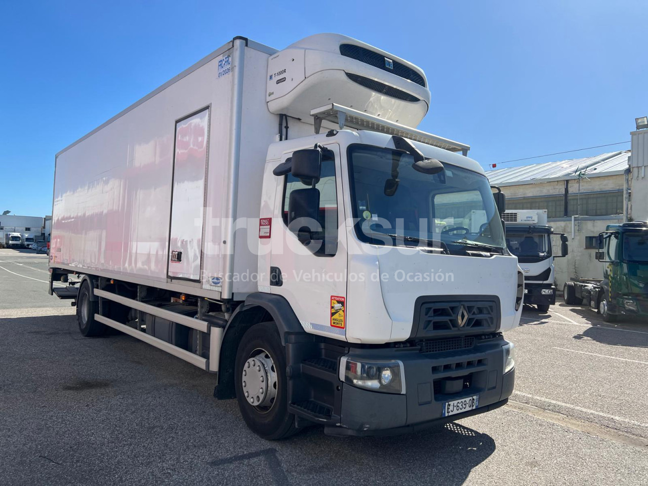 RENAULT D280.18 - Refrigerator truck: picture 2 RENAULT D280.18 - Refrigerator truck: picture 2