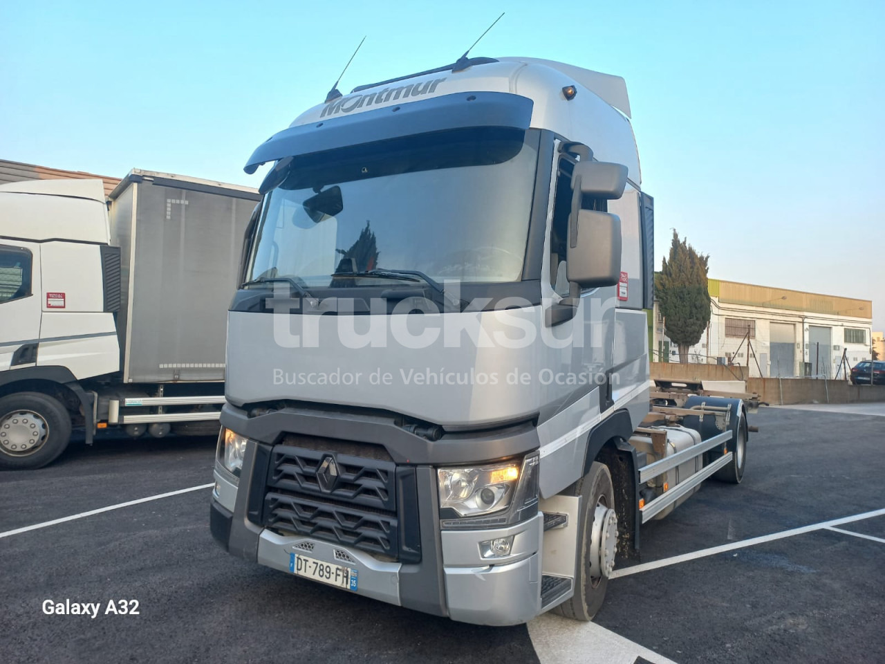 RENAULT T430 - Container transporter/ Swap body truck: picture 1 RENAULT T430 - Container transporter/ Swap body truck: picture 1