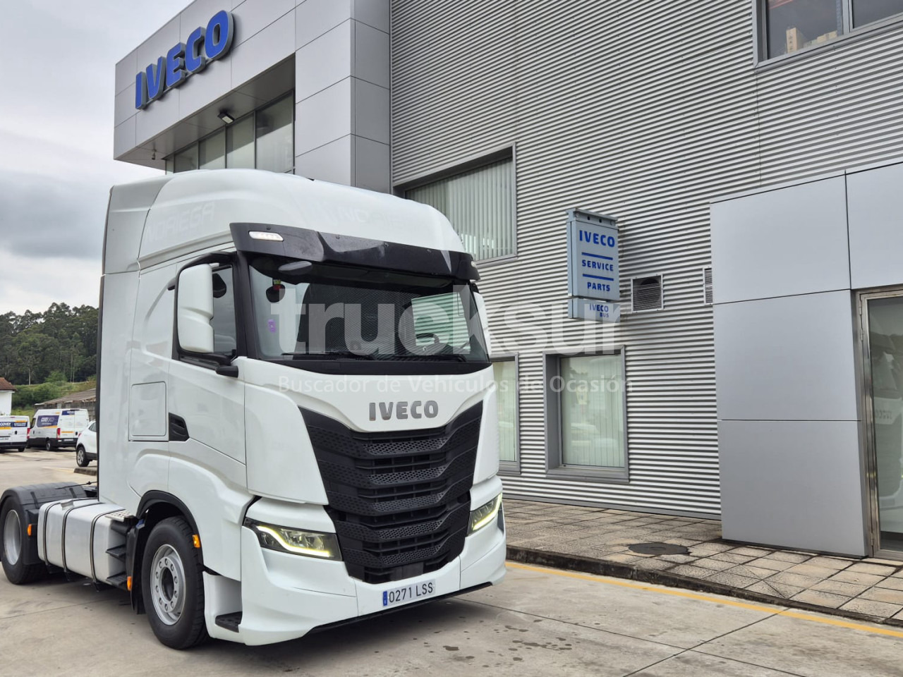 IVECO S-WAY AS440S51T/P - Tractor unit: picture 2 IVECO S-WAY AS440S51T/P - Tractor unit: picture 2